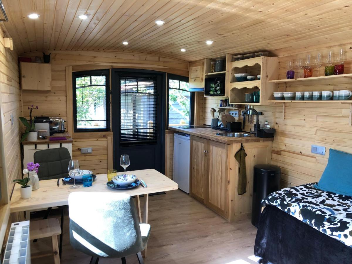 Roulotte Gites O Bien-Etre Massage Spa Sejour Bien-Etre En Hebergement Insolite Roulotte Karantez Ou En Gites Melon Ou Yock A 800 M Des Plages Maison D'Hote Drogou بورسبودير المظهر الخارجي الصورة